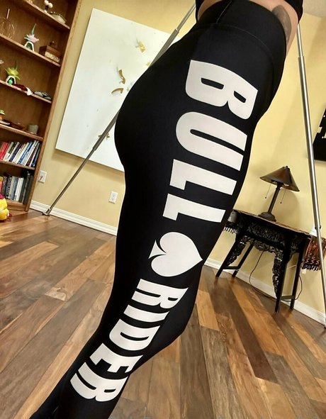 hungbiswitch hot model galleries