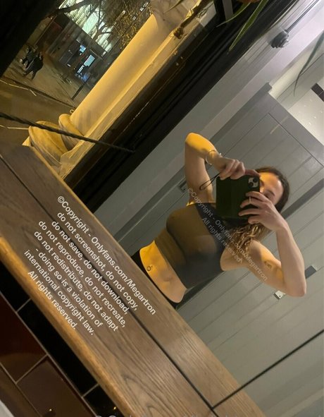 skinny brunette onlyfans free porn photos