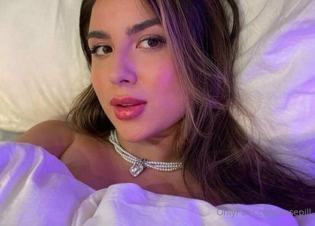 cuteanniexx hot model picture