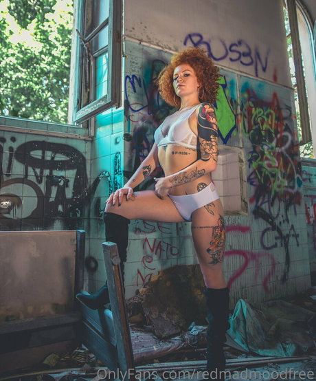 redmadmoodfree model top pic