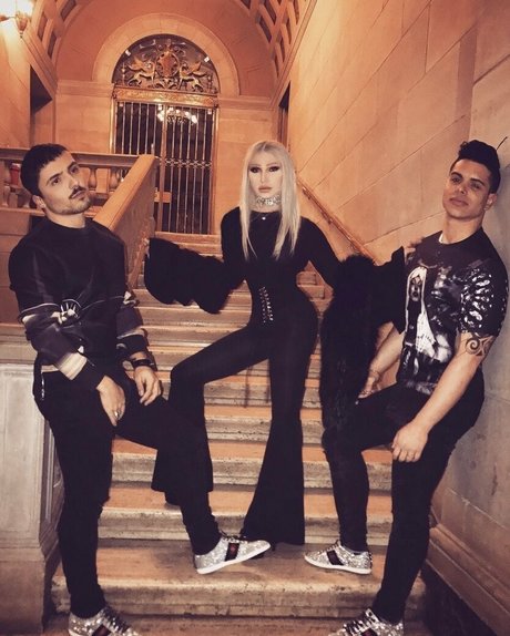 brunette petite onlyfans hot xxx pictures