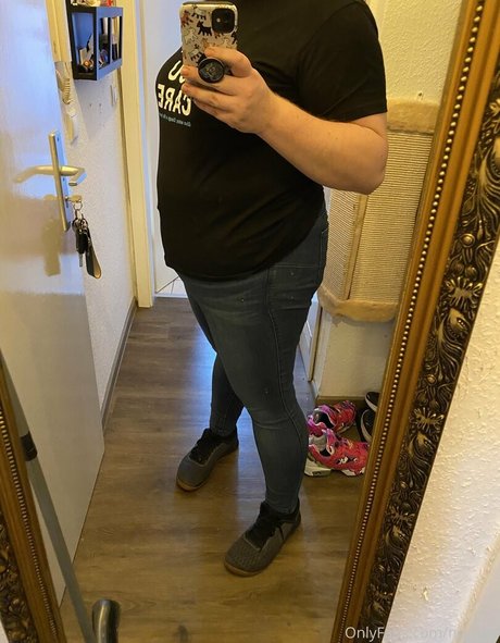 blonde cougar onlyfans art nude pictures