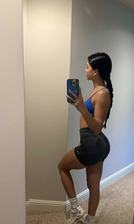 builtbybells sexy model galleries