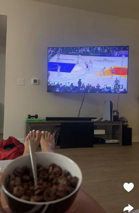 builtbybells pornstar nudes image