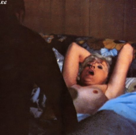 cheating onlyfans naked pictures