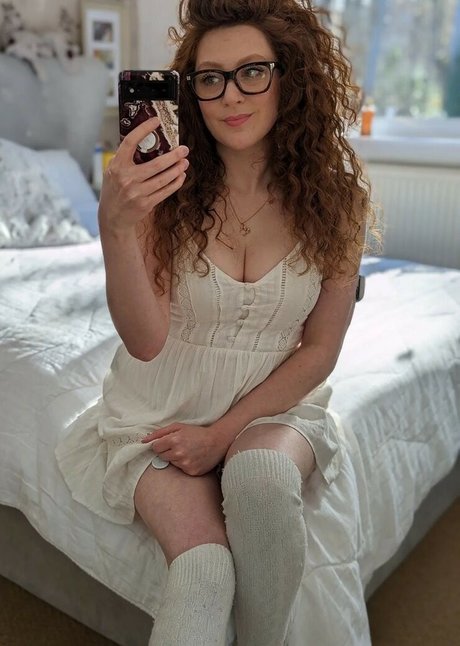 EmmaGraceGuitar sex star pic