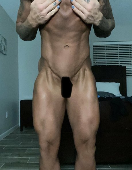 lizanne1995 pornstar nude archive