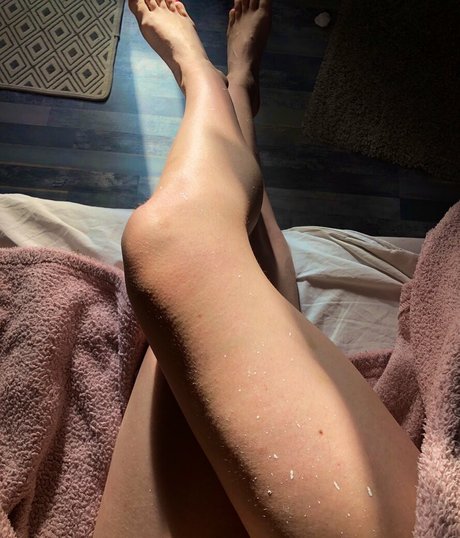 ElectricApril xxx star photos