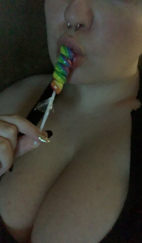 PupgirlVeronika model sex photos