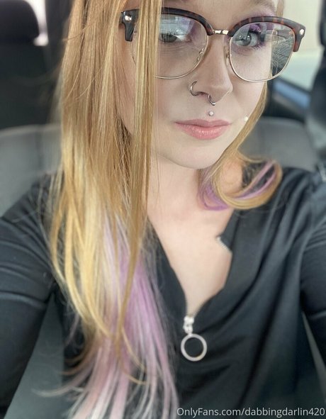 dabbingdarlin420 naked actress img