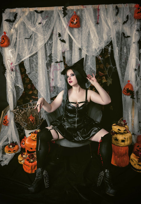 Jennybiatch adult model pictures