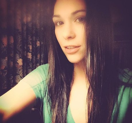 adrienneadora pornstar top img