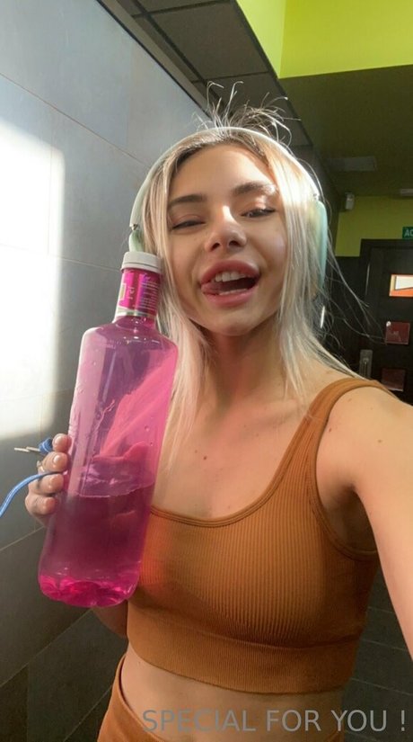 sugar andriana star nude pic