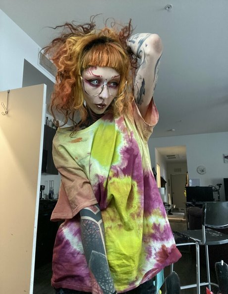 kota morgue model hot image