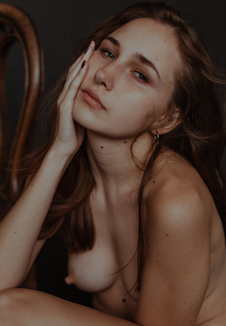 Nadya Matievskaya pretty star img