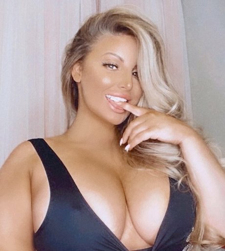 ashalexiss beautiful star pictures