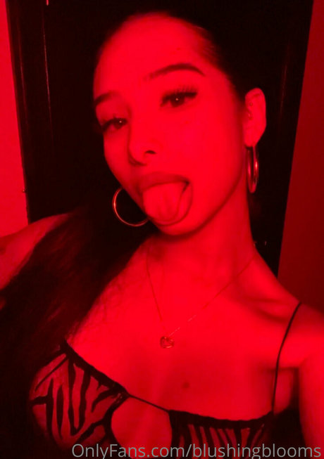 blushingblooms pornstar high quality photo