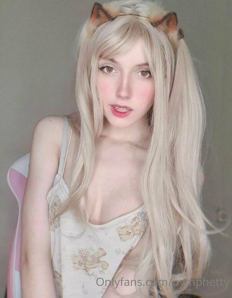 nymphetty star sexy photo