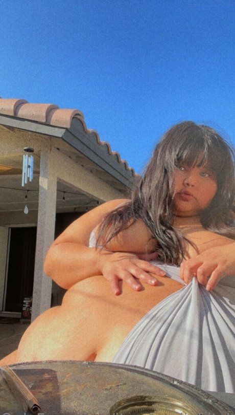 its claudiabitch nude star img