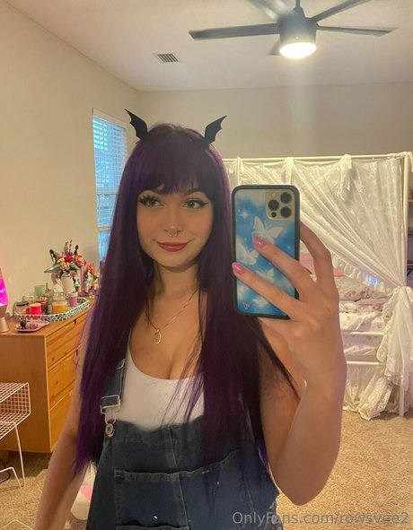 yoga pants onlyfans sexy naked picture