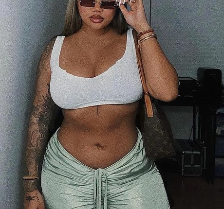 ilikekandyy best model pics