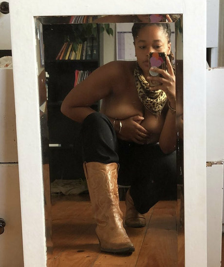 hottest teacher onlyfans exclusive pics