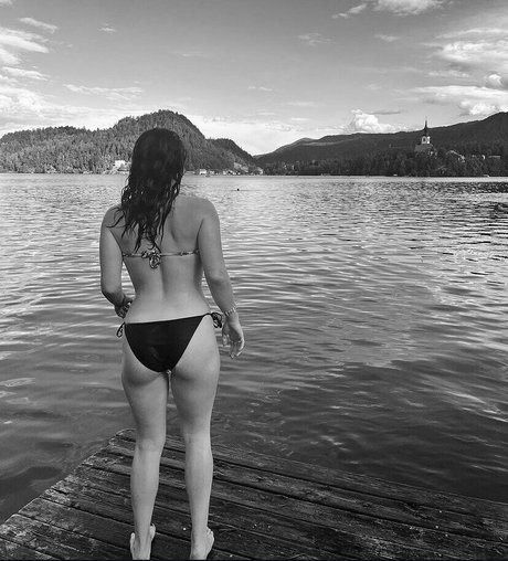 asian lesbian onlyfans erotic img