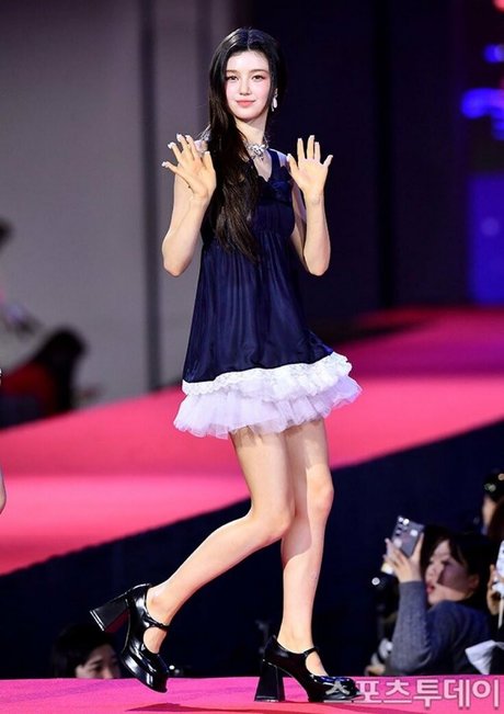 pawg redhead onlyfans naked picture