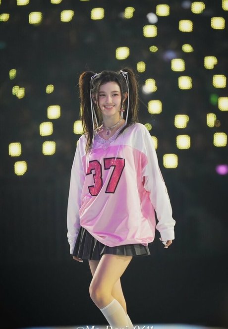 social media influencer onlyfans beautiful img