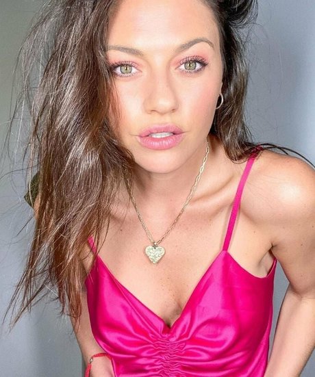 Sofia Jimenez pornographic model pics