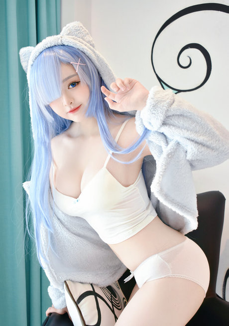 squirt teen onlyfans pornographic photo