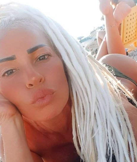 Loredana Modugno star beautiful pics