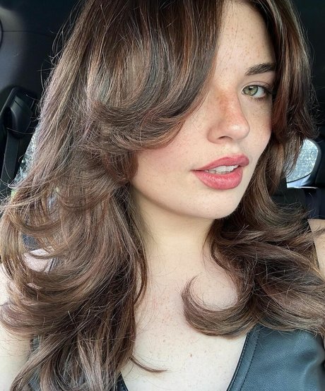 Alondra Larson model nice gallery