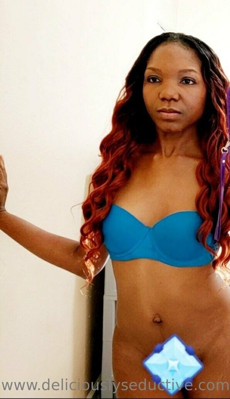 deliciouslyseductive model hot image