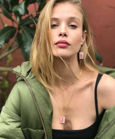 Allie Leggett model xxx galleries