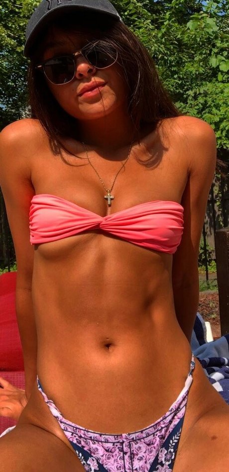 fat tits onlyfans free naked pic