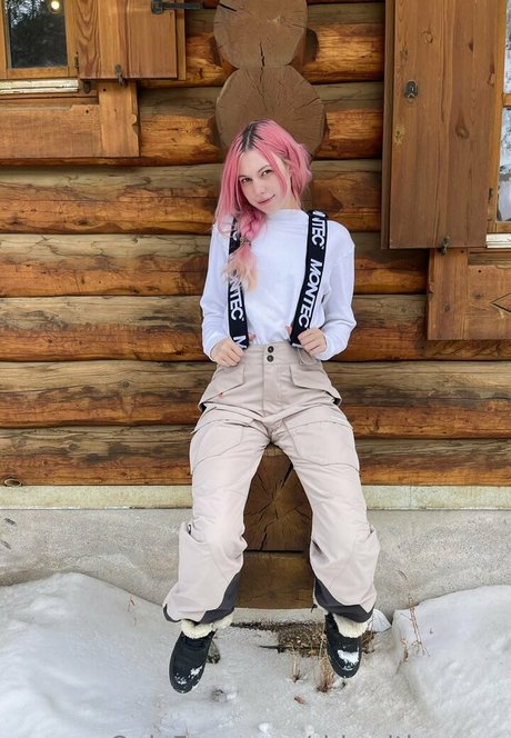 petite skinny onlyfans beautiful photos