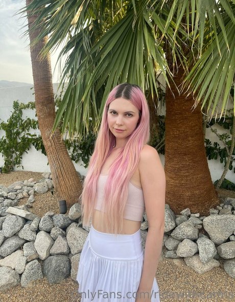 uncut onlyfans sexy pictures