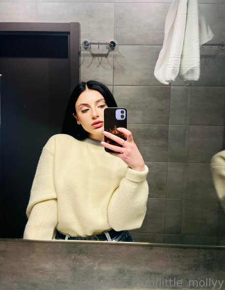 little mollyy Images