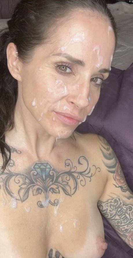 Leigh Wolfe pornographic actress gallery