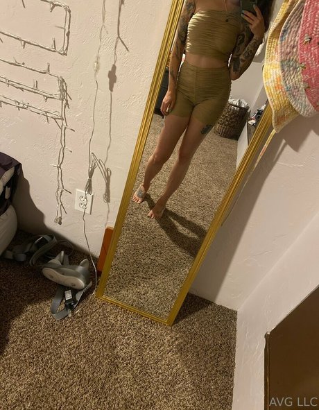 titstattsntravel nice model pics