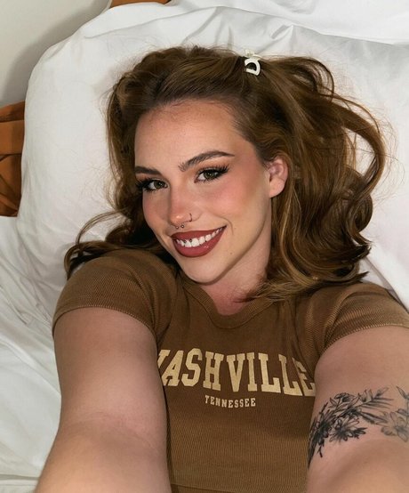 Madiidrew art star photo