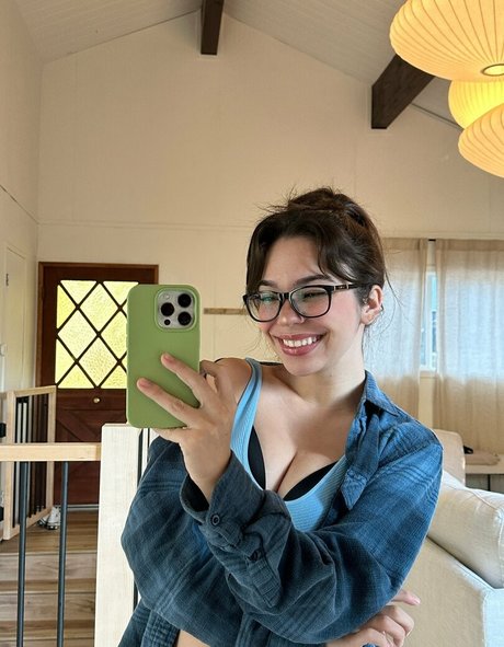 brunette petite onlyfans beautiful xxx pictures