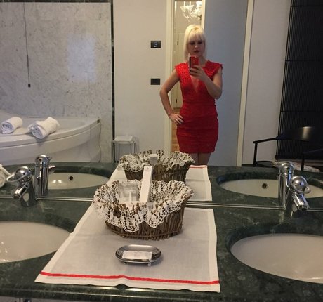 Anya87 nice pornstar pics