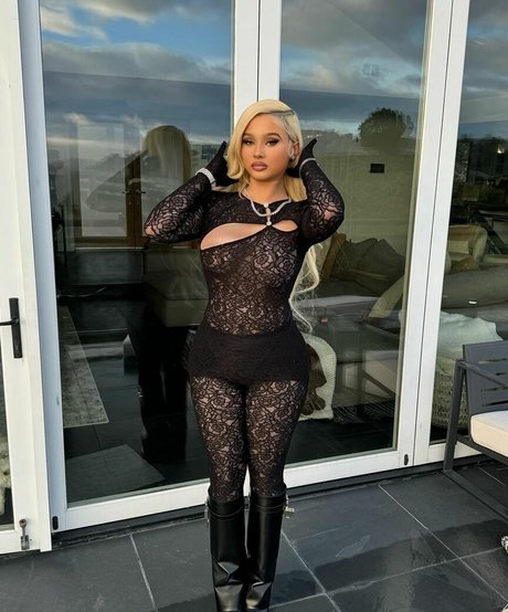 Alabama Barker model sexy galleries