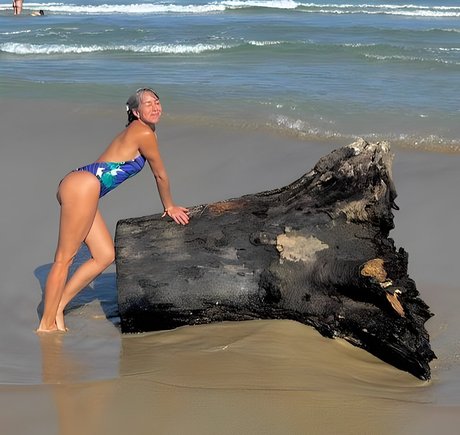 Krishna Mahon art actress archive