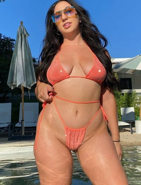 squirt teen onlyfans pornographic photos