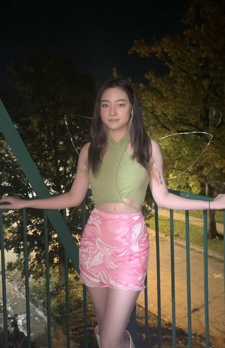 esblee star nudes photo