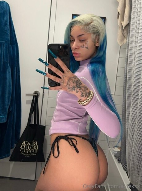 hottest milf onlyfans free pics