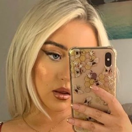 cmeuncensored sex model img